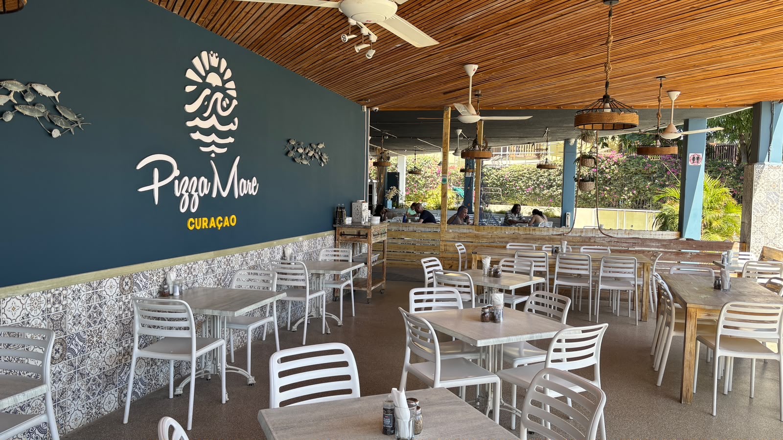 Open-air interior of Pizza Mare